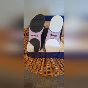 Curling Shoes EUC SZ 10 US